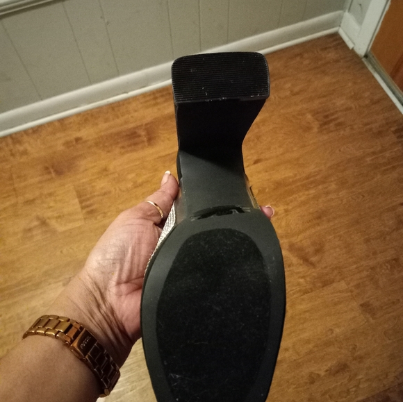 Rhinestone Heel - Picture 4 of 5